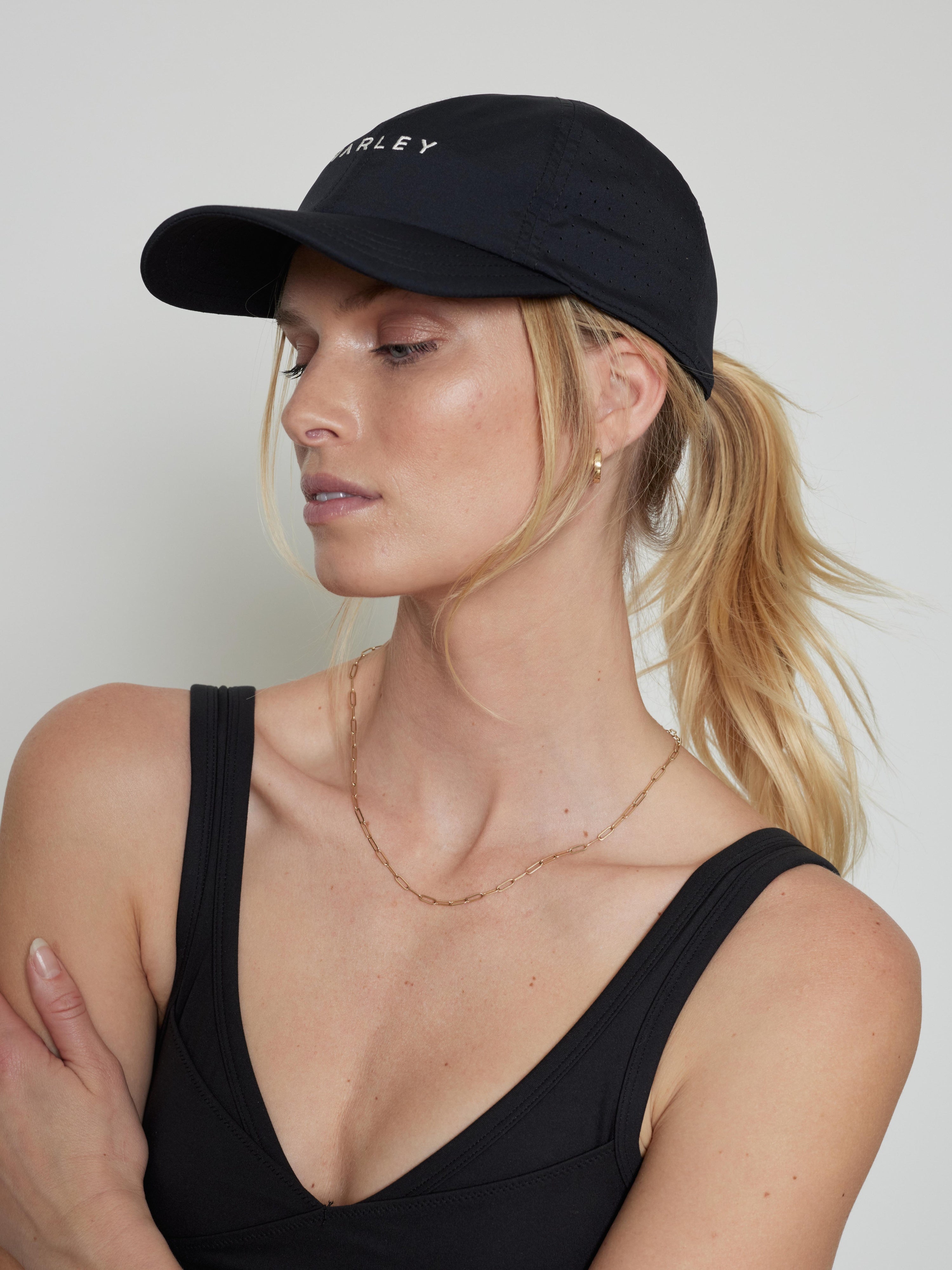 VARLEY Niles Active Cap Black