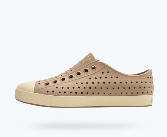 Native Jefferson Mens Shoes Flax Tan/ Bone White