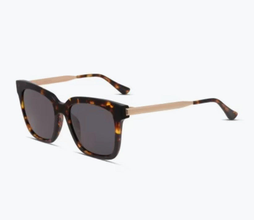 Diff Bella Tortoise Frame w/ Grey Lens Sunglasses Polarized