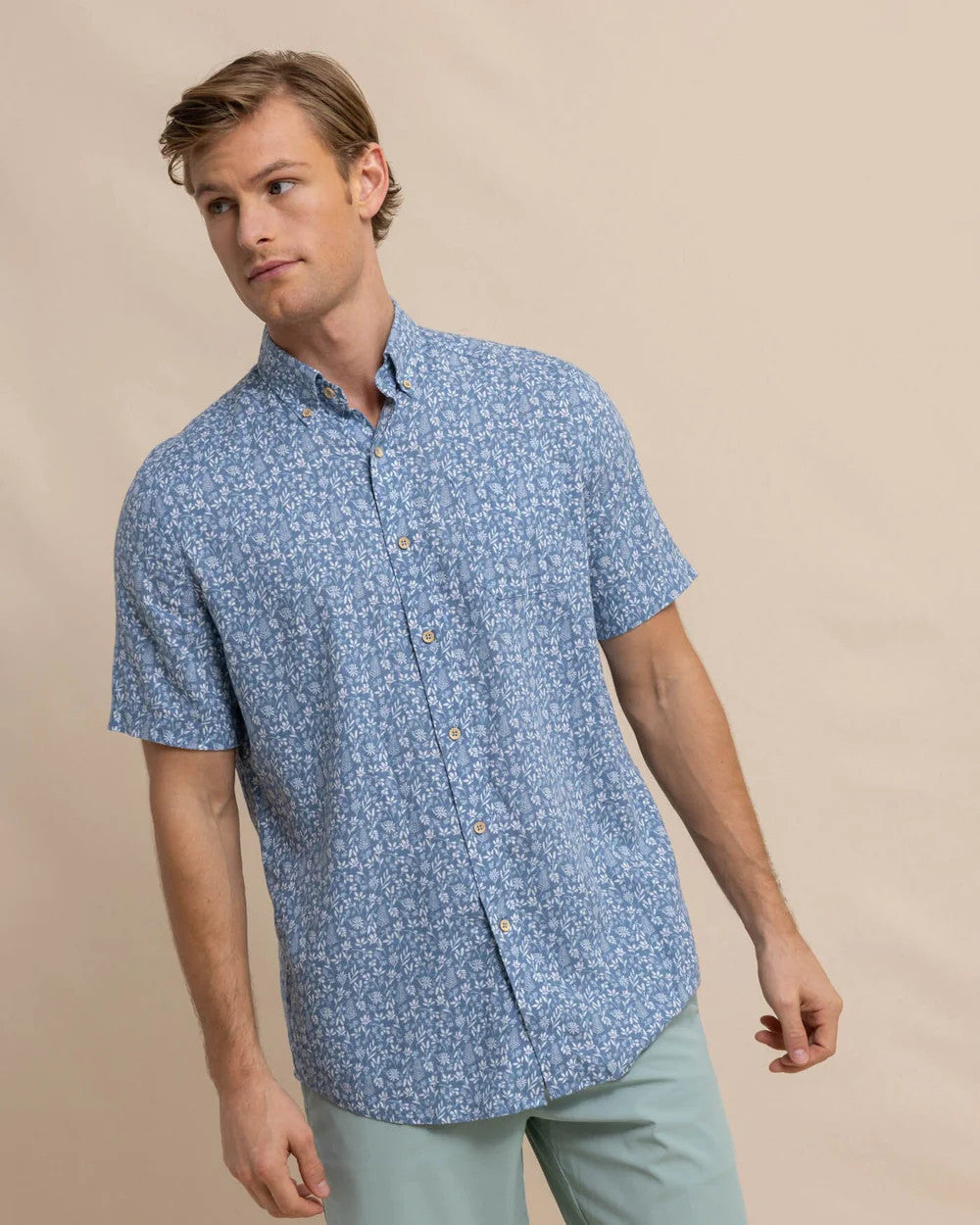 Southern Tide Linen Rayon Ditzy Floral Short Sleeve Sport Shirt