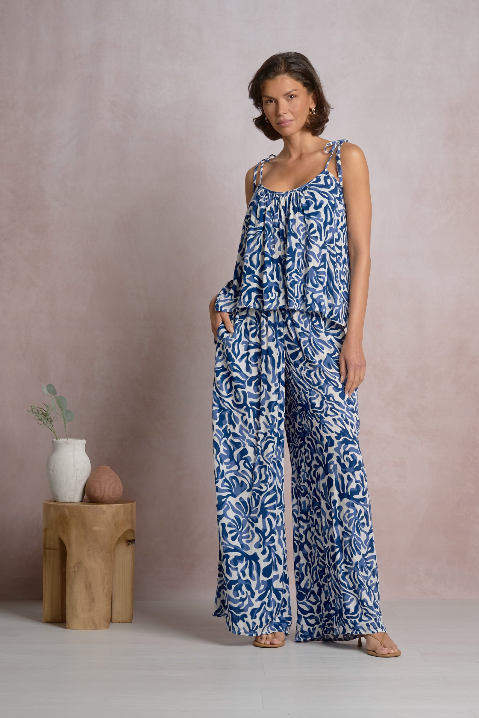 Elan Willow Tie Tank Top