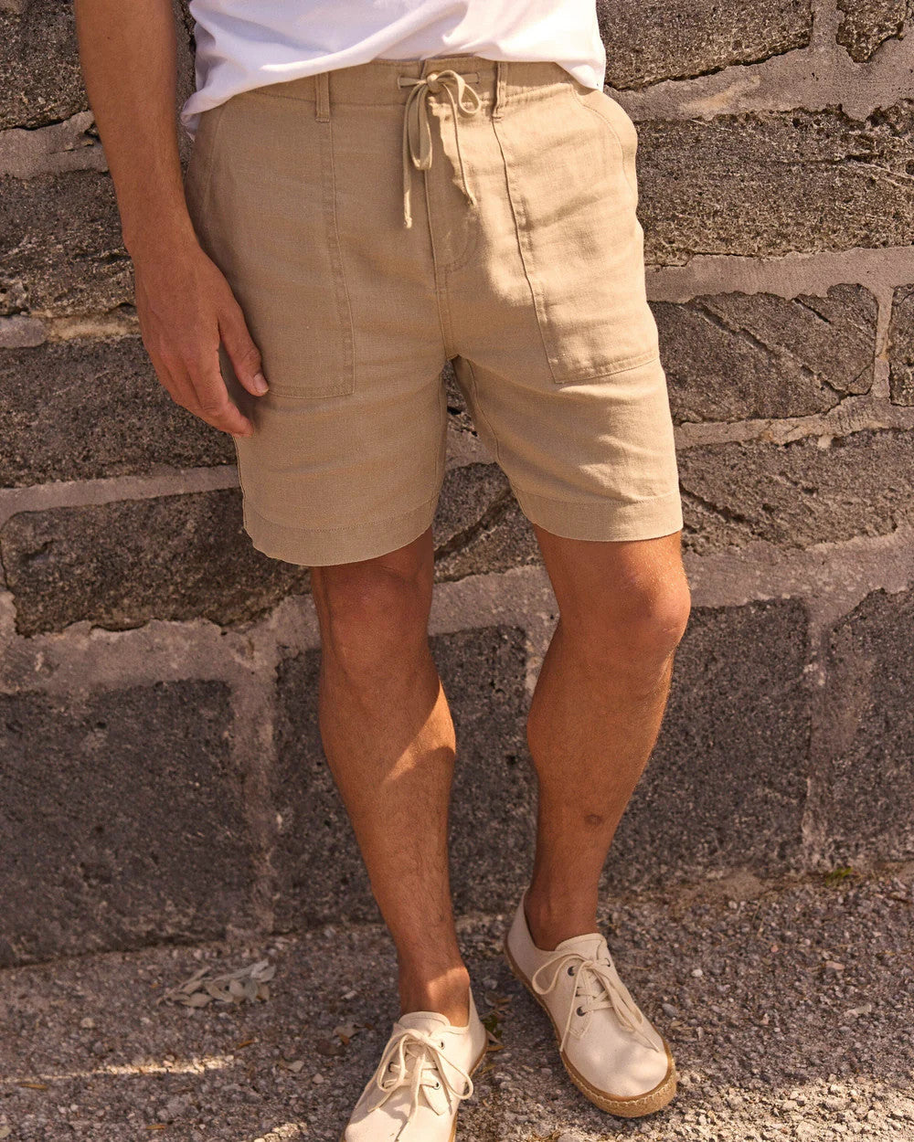 Southern Tide  Heritage Preserve Linen Short